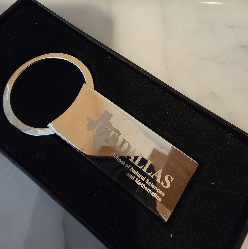 NIB UT Dallas Stainless Steel Keychain